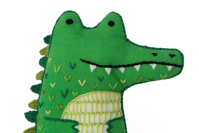 Embroidery Alligator Kit